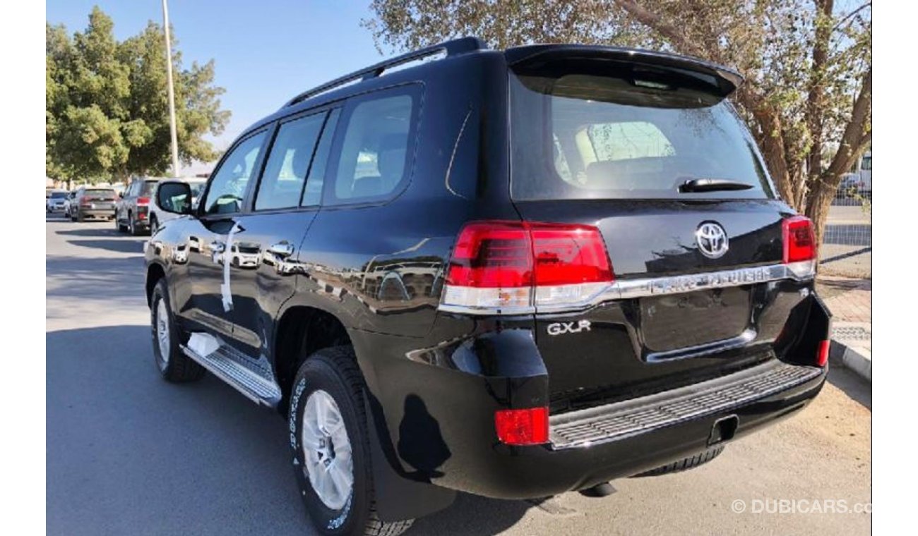 Toyota Land Cruiser Diesel 4.5L AT 2019 Model GXR