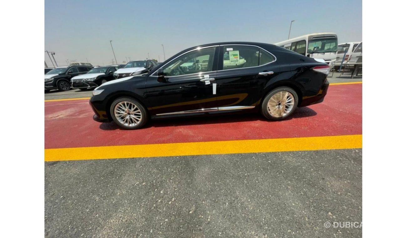 تويوتا كامري TOYOTA CAMRY 3.5L, V6, LIMITED, FULL OPTION, MODEL 2020, COLOR WHITE, FOR EXPORT