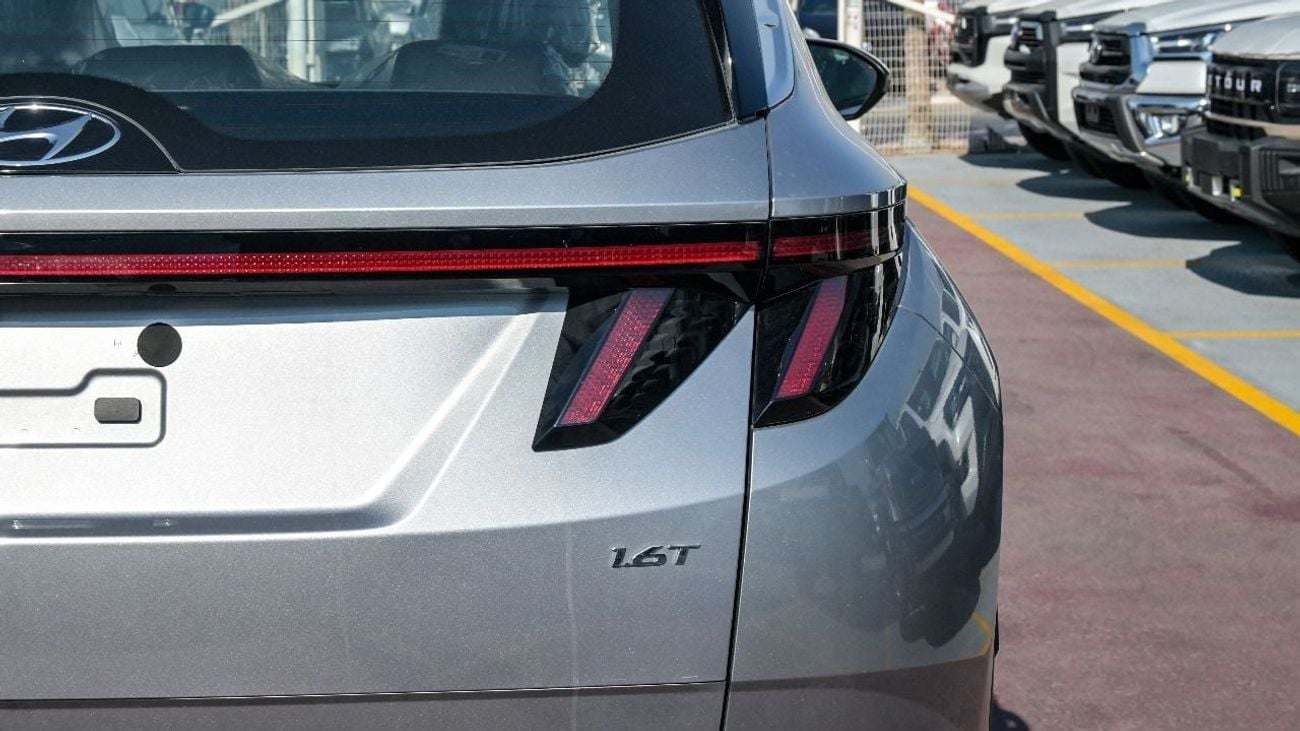 Hyundai Tucson Premium 1.6L full options 1.6L