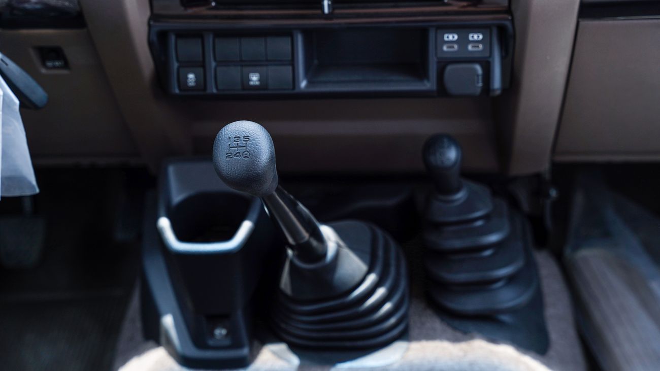 Toyota Land Cruiser 70