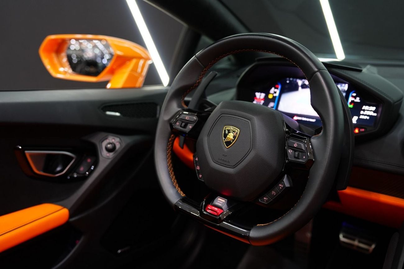 Lamborghini Huracan EVO SPYDER — фото 5