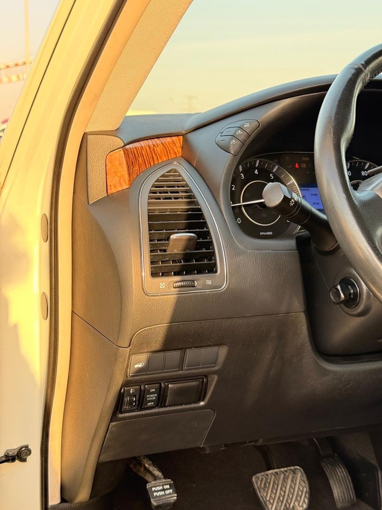 Nissan Armada Full option 360 camera, Nismo