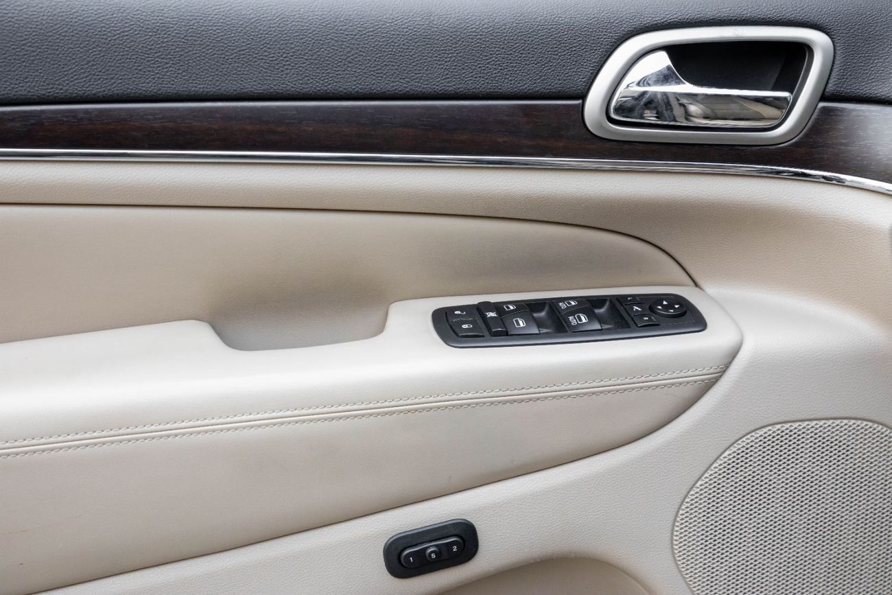 جيب جراند شيروكي Limited V6 | 1,188 P.M (4 Years)⁣ | 0% Downpayment | Pristine Condition!