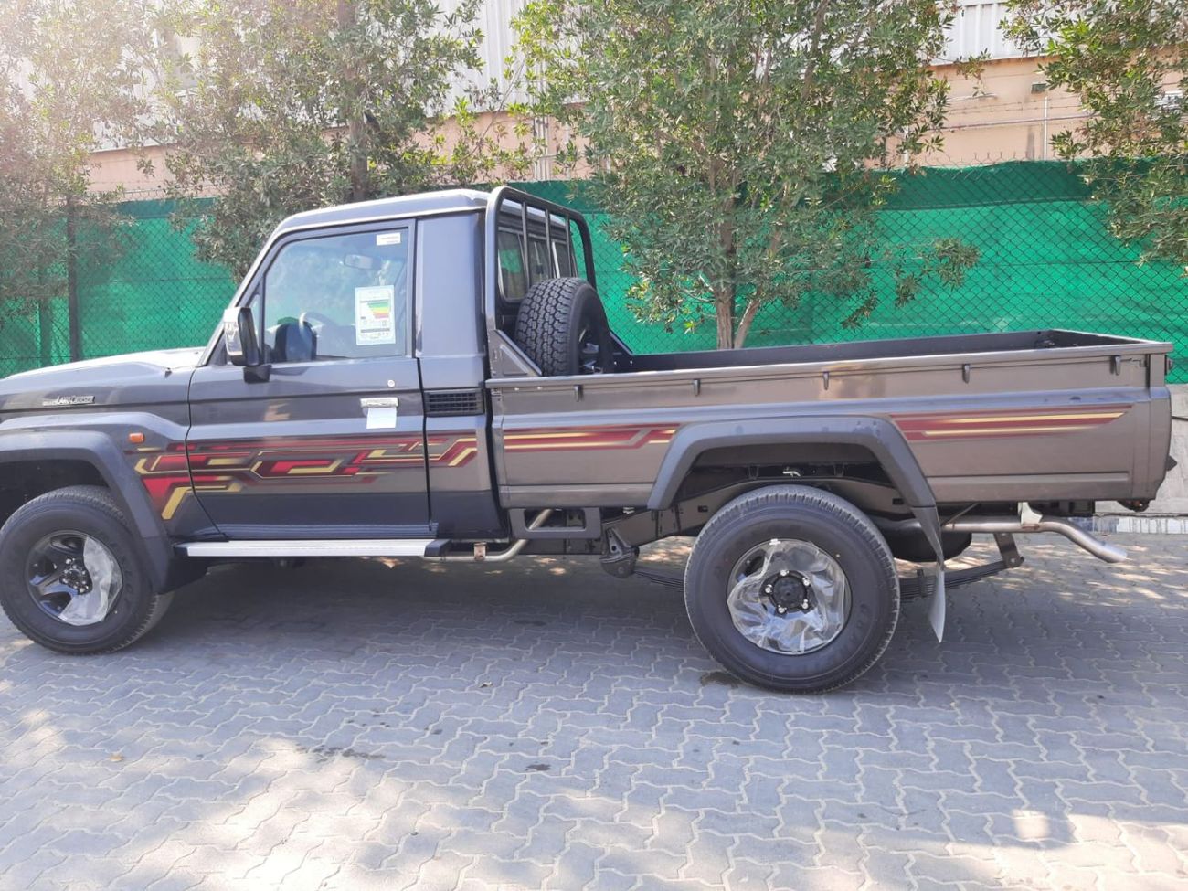 تويوتا لاند كروزر بيك آب TOYOTA LAND CRUISER SC 4.0L AT
