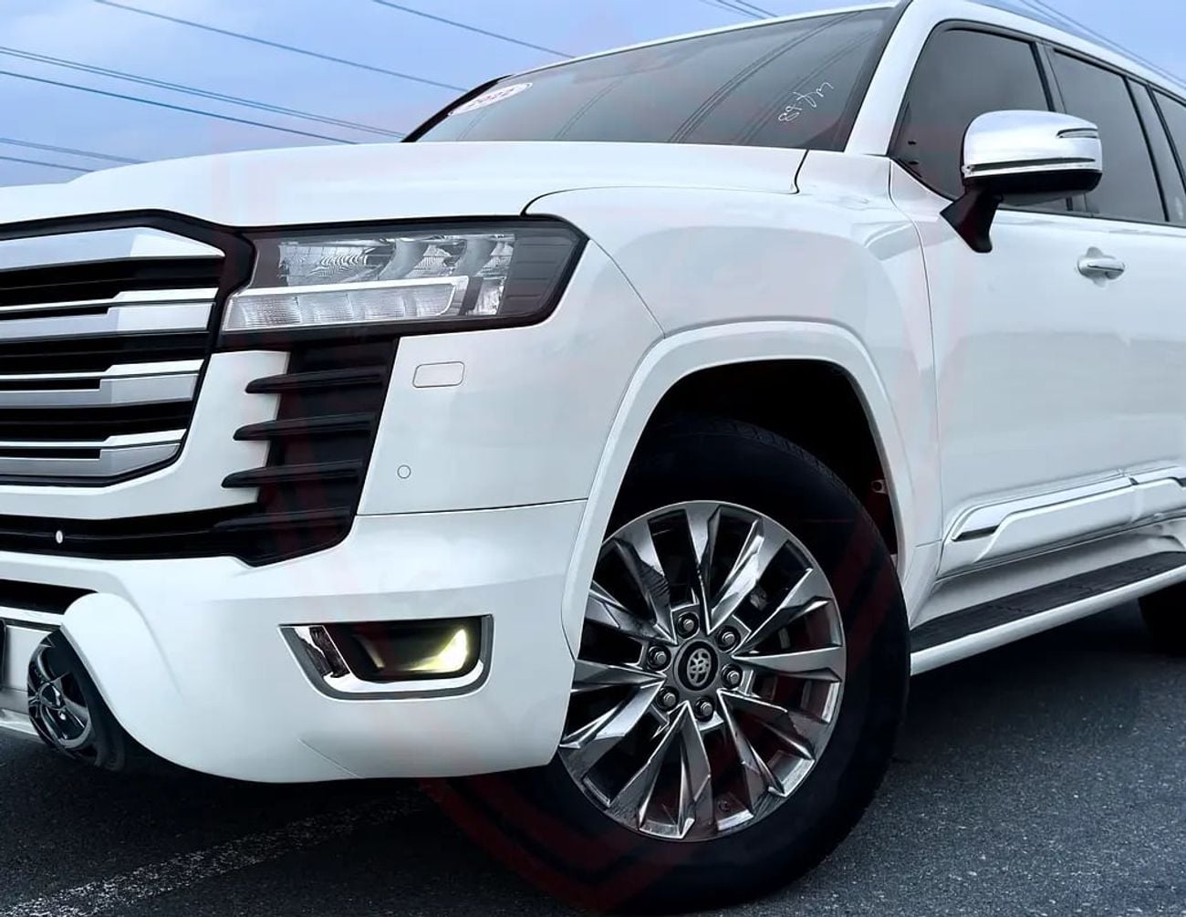 Toyota Land Cruiser GXR Diesel | 3.3L V6 | GCC Specs | Accident-Free | Excellent Condition | 30