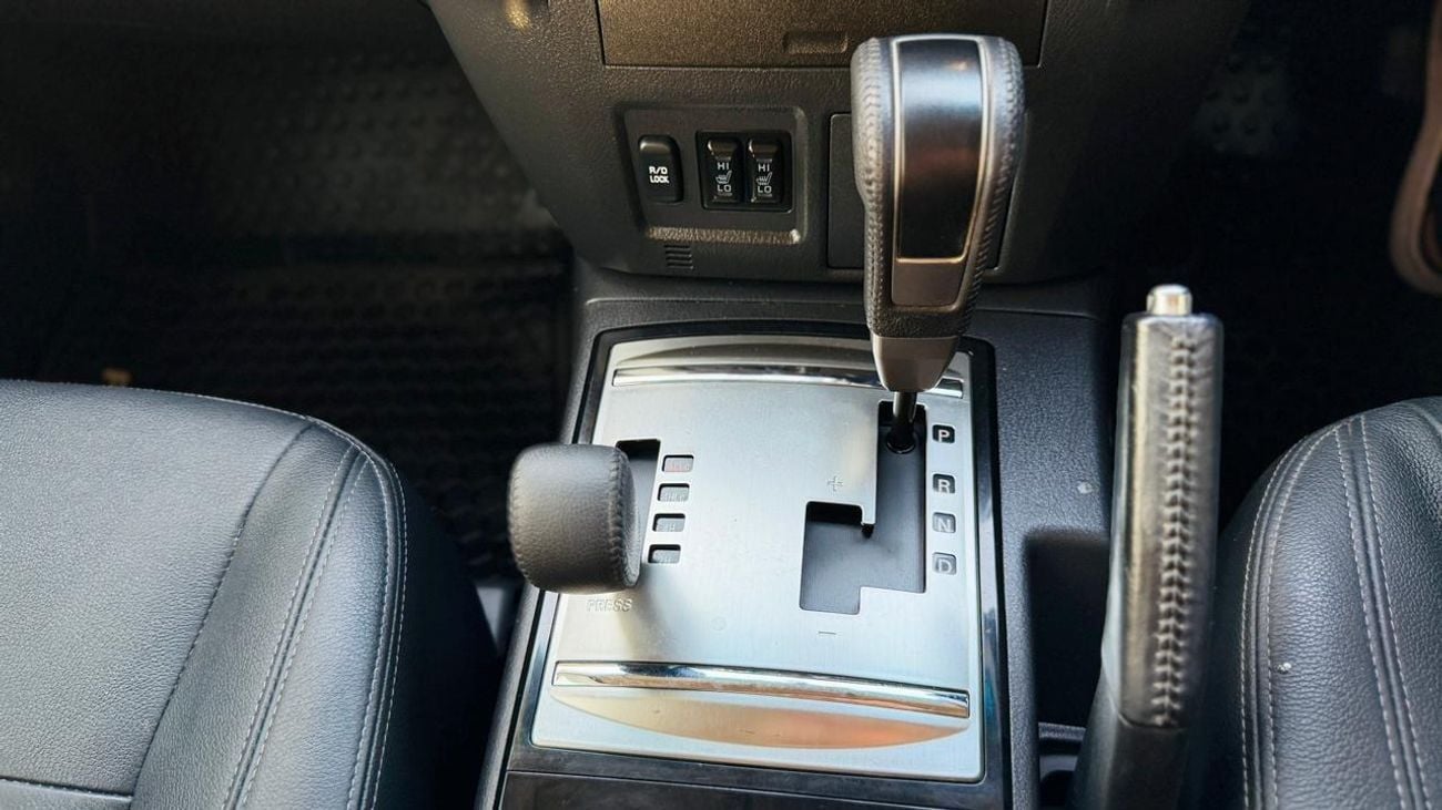 ميتسوبيشي باجيرو -