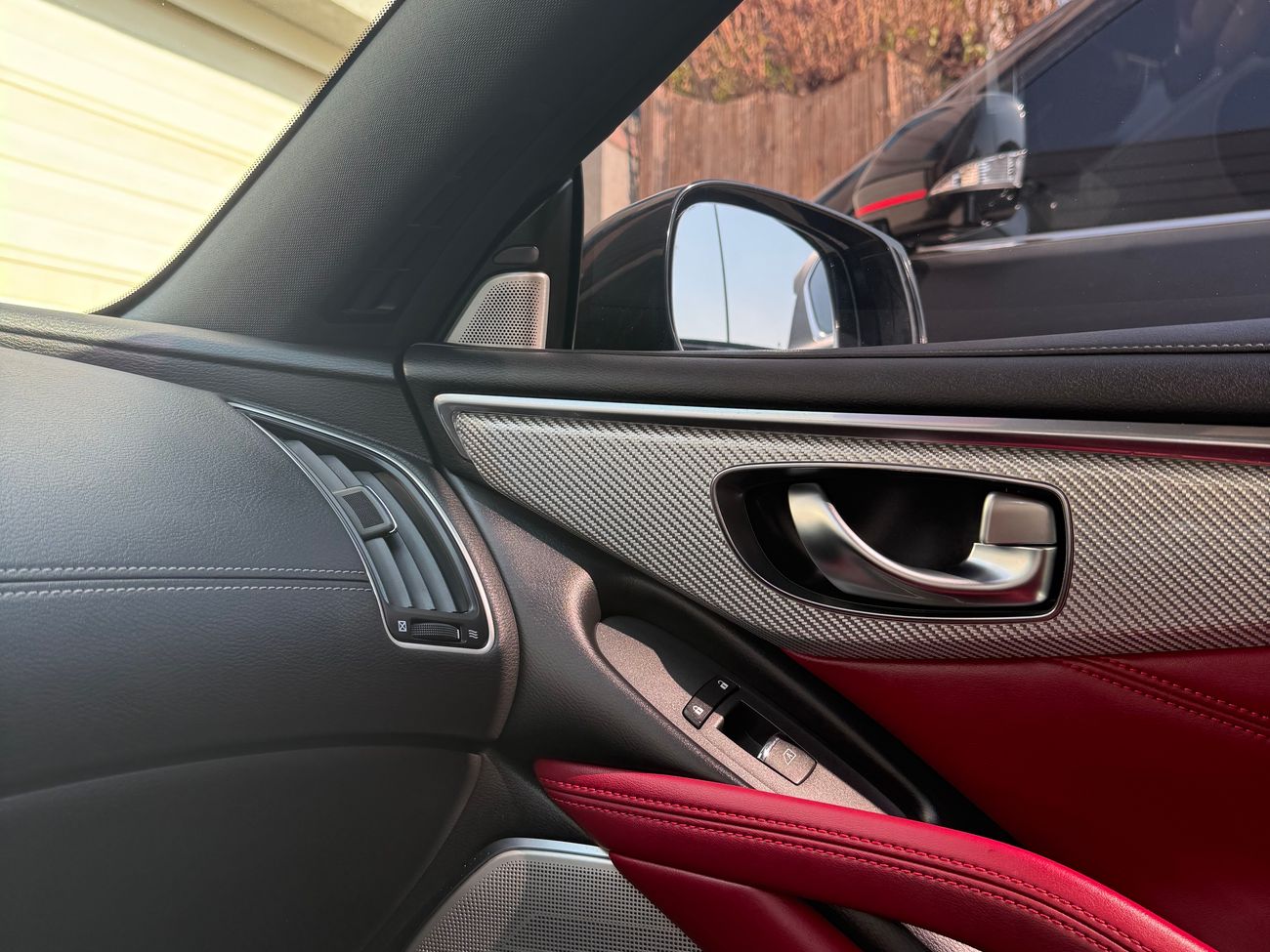 إنفينيتي Q60