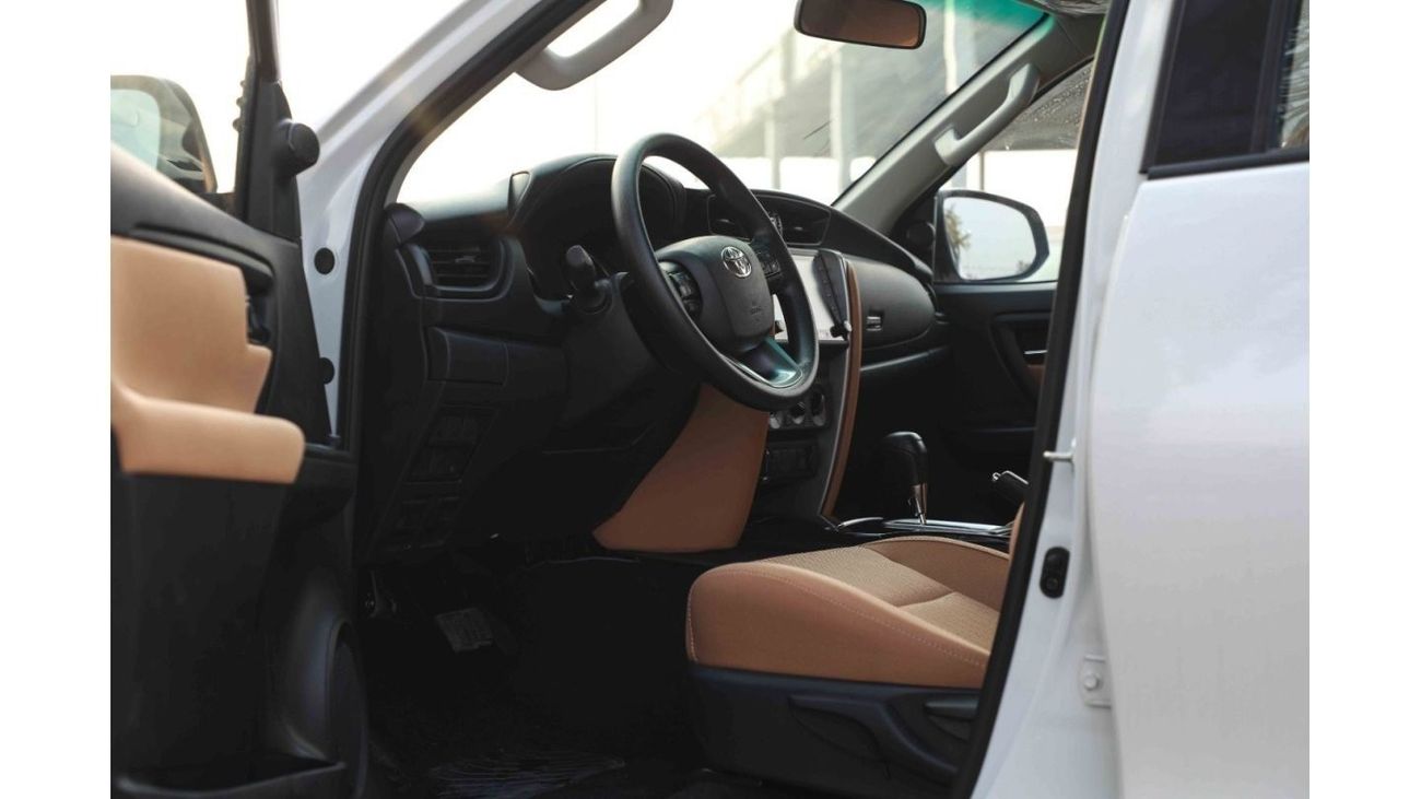 Toyota Fortuner 2023 Toyota Fortuner 4x4 2.7 Low- White Pearl inside Chamois | Export Only