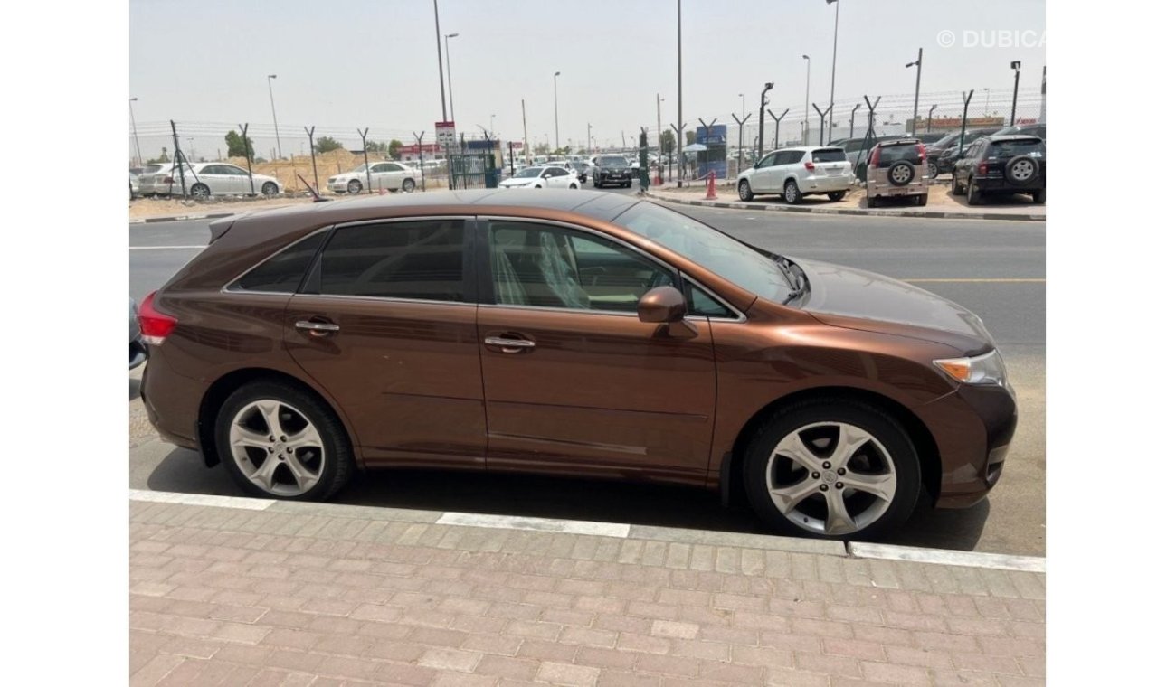 Toyota Venza 2009 PANORAMA PUSH START ENGINE BROWN V6 USA IMPORTED FOR UAE 5%VAT & 5% DUTY APPLIES UAE PASS