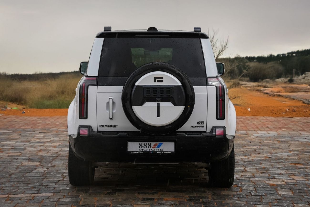 روكس أداماس FIRST CLASS 2026 ROX ADAMAS 7-Seats EREV SUV 4x4 White 0KM