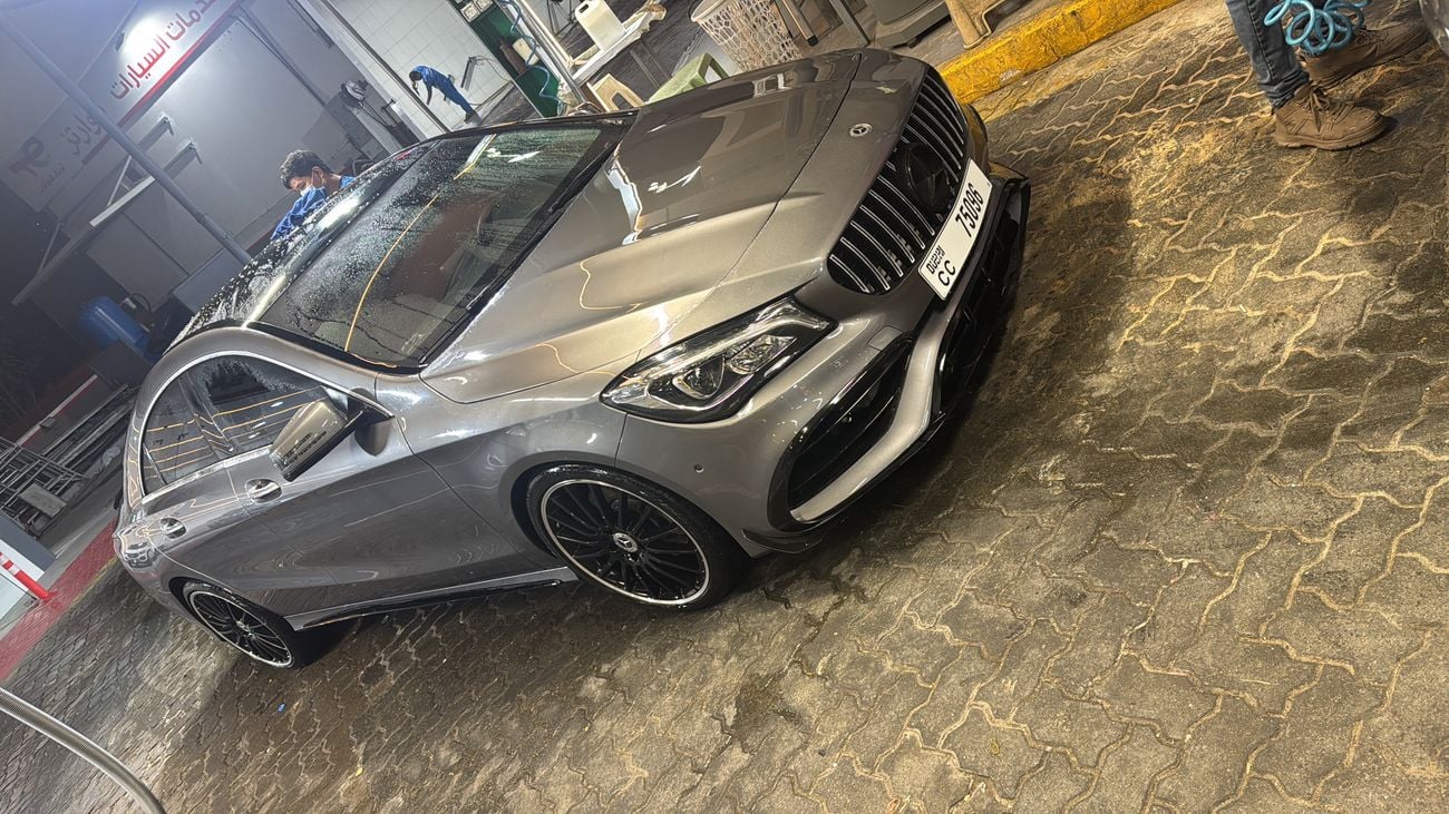 Mercedes Benz CLA250 STD