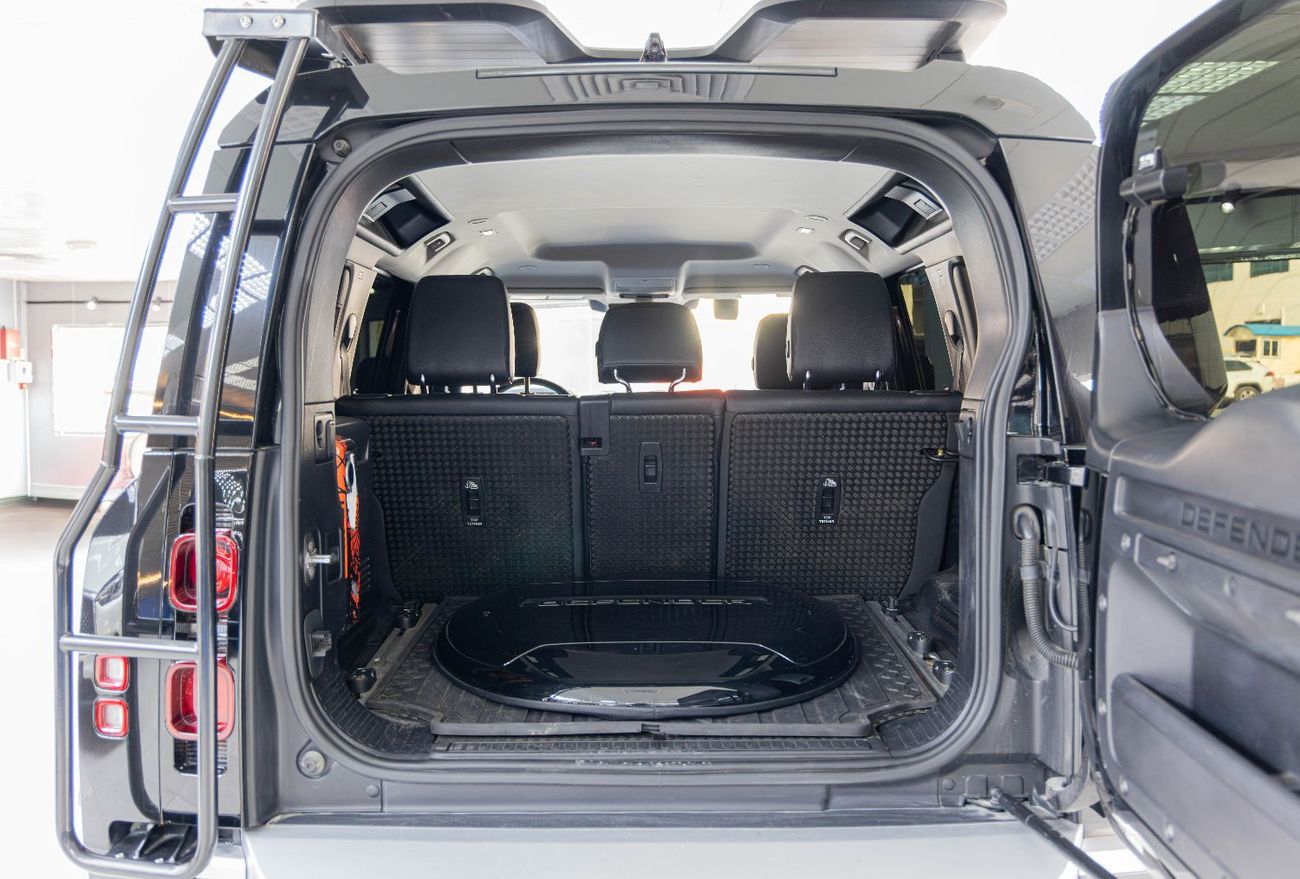 Land Rover Defender 110 S P300 2.0L