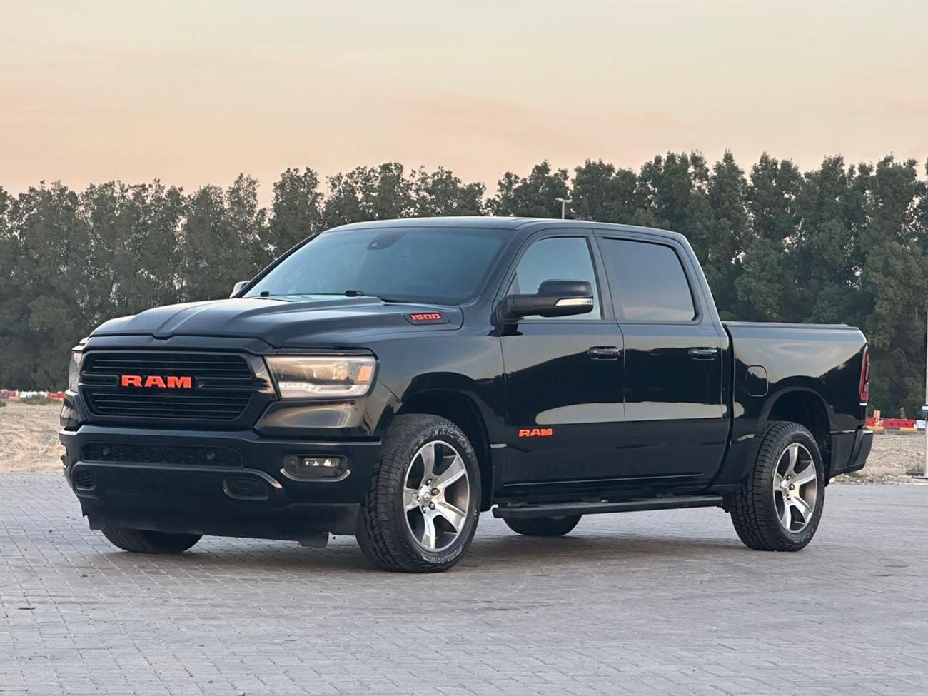 دودج رام فان