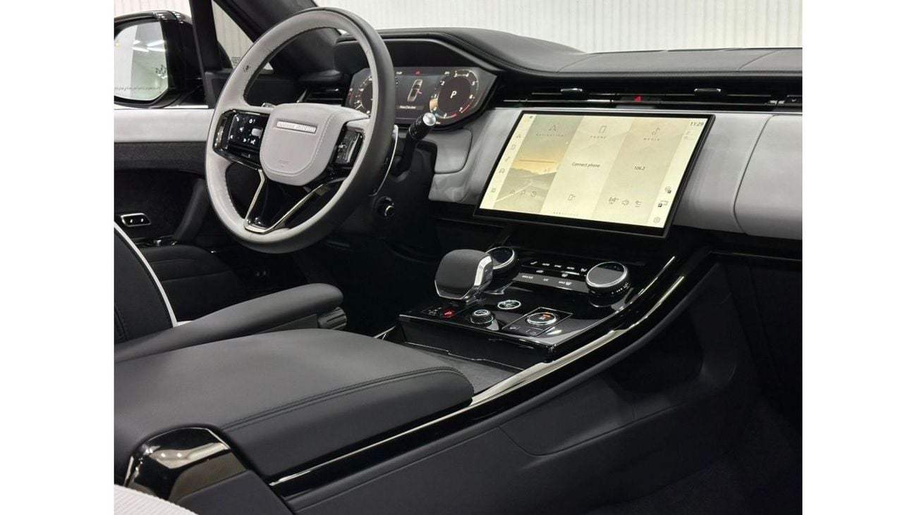 Land Rover Range Rover Sport 2023 Range Rover Sport P530 V8 First Edition, Apr 2028 RR Warranty + June 2028 RR Service Pack, GCC