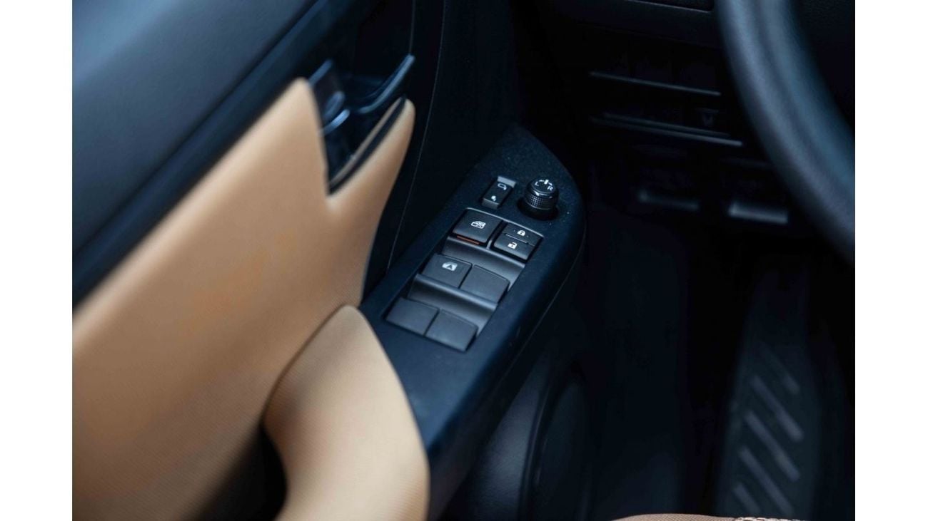 Toyota Fortuner 2023 Toyota Fortuner 2.7 4X4 Low 17 AL - White Pearl inside Chamois | Export Only