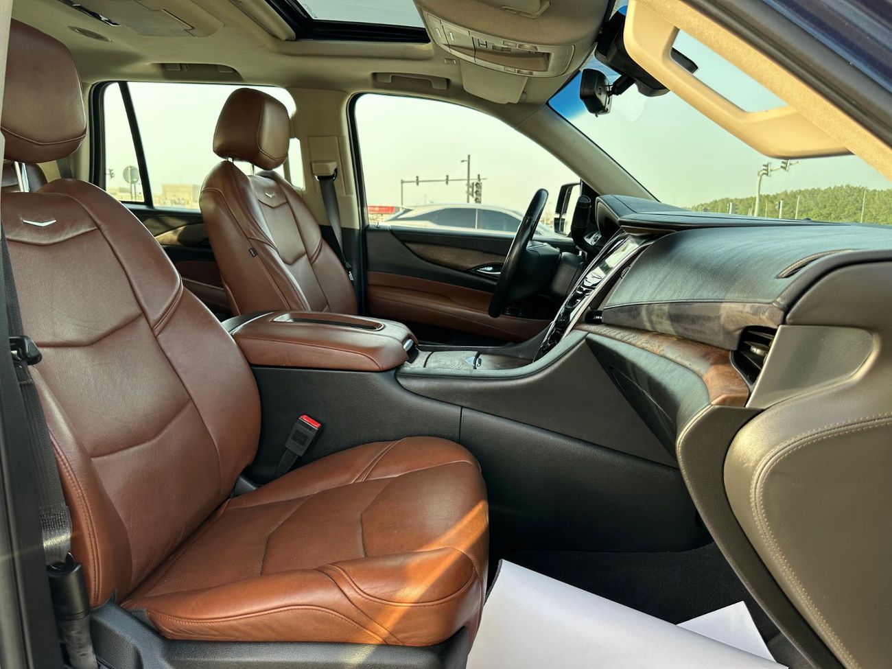 كاديلاك إسكالاد Platinum 6.2L