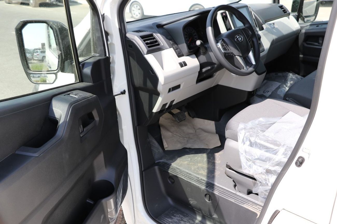 Toyota Hiace 2025 Model Toyota Hiace 3.5L High roof Cargo Van Petrol AT