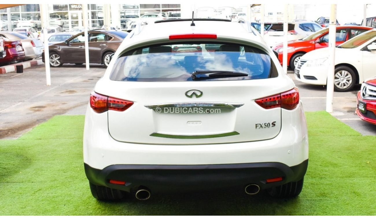 Infiniti FX50 2009 GCC model, fingerprint slot, rear camera, leather, cruise control, sensor wheels, in excellent