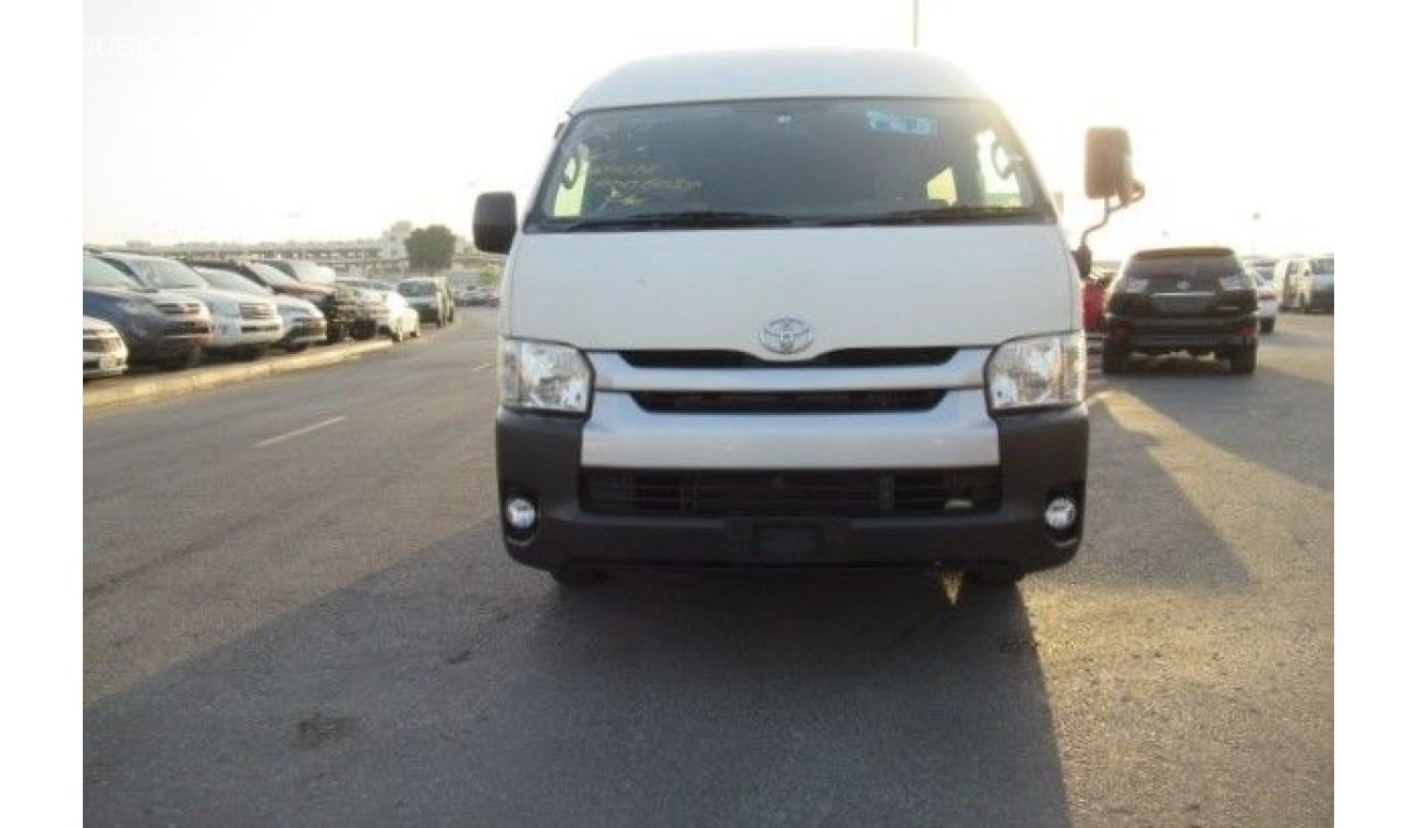 Toyota Hiace Commuter GLX High Roof TOYOTA HIACE COMMUTER RIGHT HAND DRVIE (PM1088)