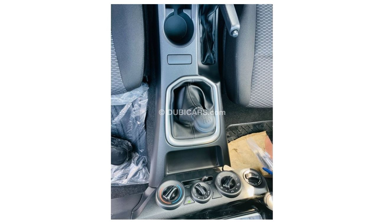 Toyota Hilux 2.4L DIESEL Manual Wide Body Tailgate Handle EUROPE SPECIFICATION Спецификация для Европы