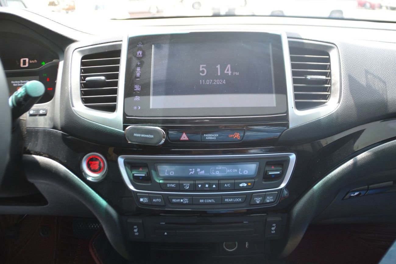 Honda Pilot EX-L Pilot best budget friendly SUV with great options.