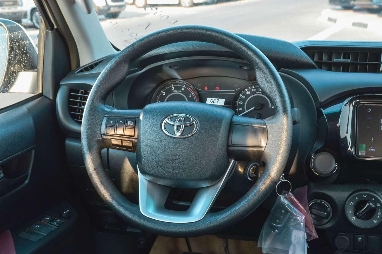 تويوتا هيلوكس DLX 2.4L 4WD DIESEL PICKUP 2026