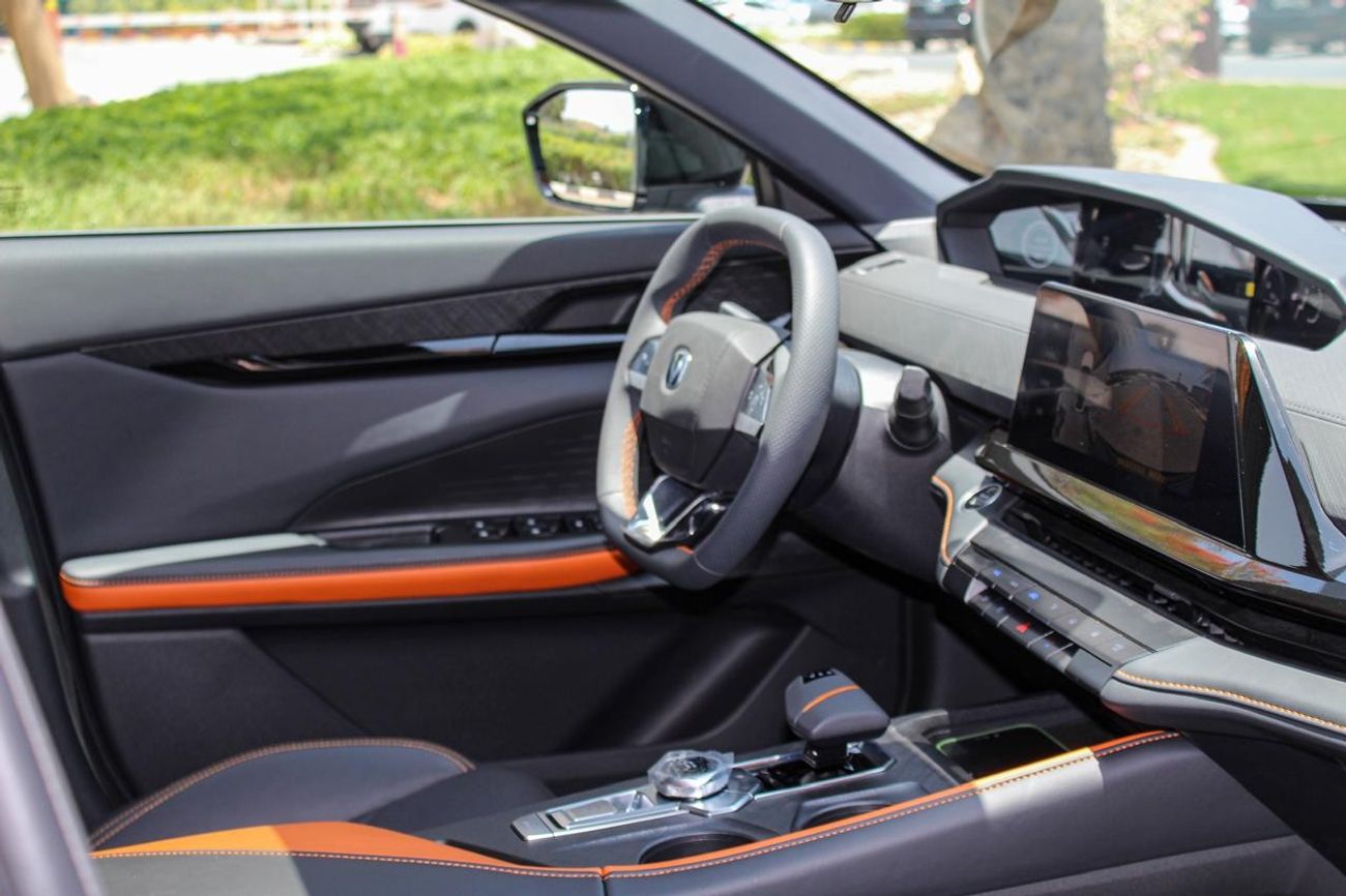 Changan Uni V Changan UNI- V- iDD | 2023 | Top Option | Top Option | Brand New