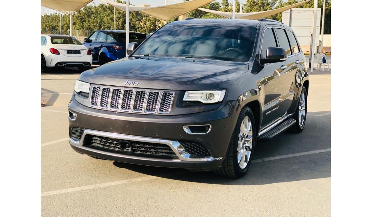 Jeep Grand Cherokee Jeep grand Cherokee summit 2015GCC perfect condition