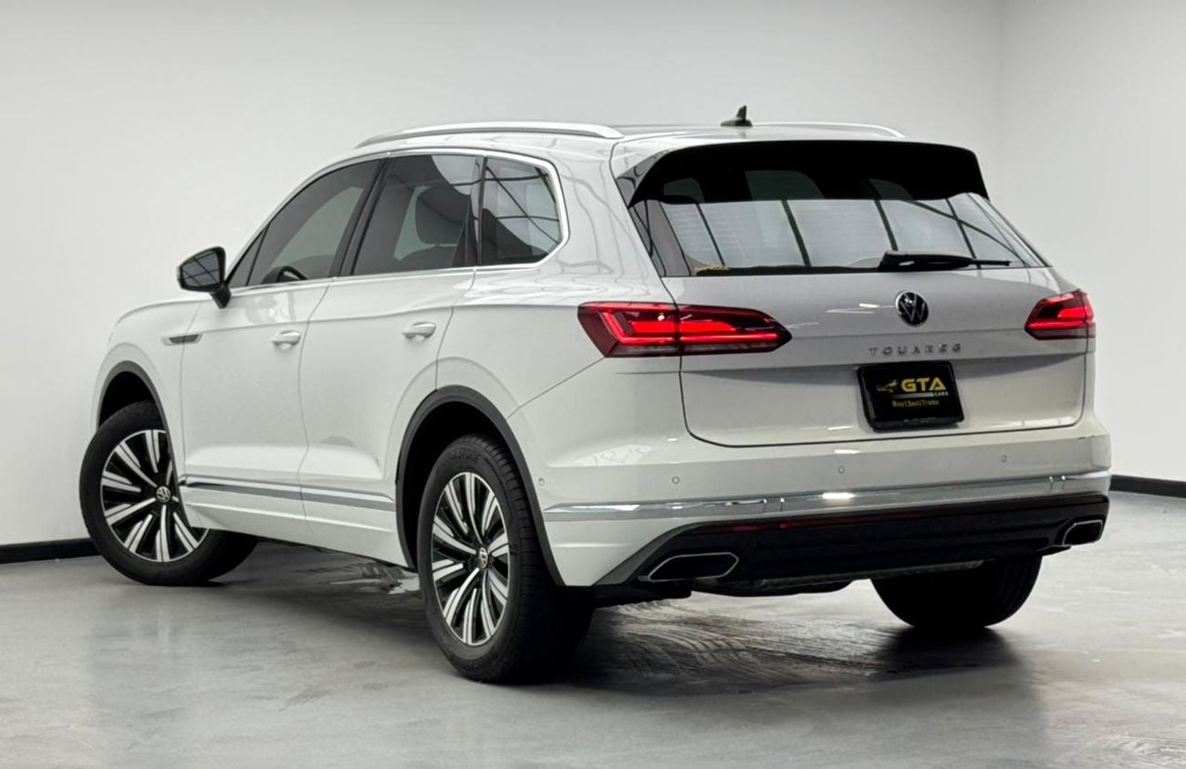 Volkswagen Touareg 2023 Volkswagen Touareg highline Plus, 2029 VW Warranty + Service Pack, Full VW Service History, GCC