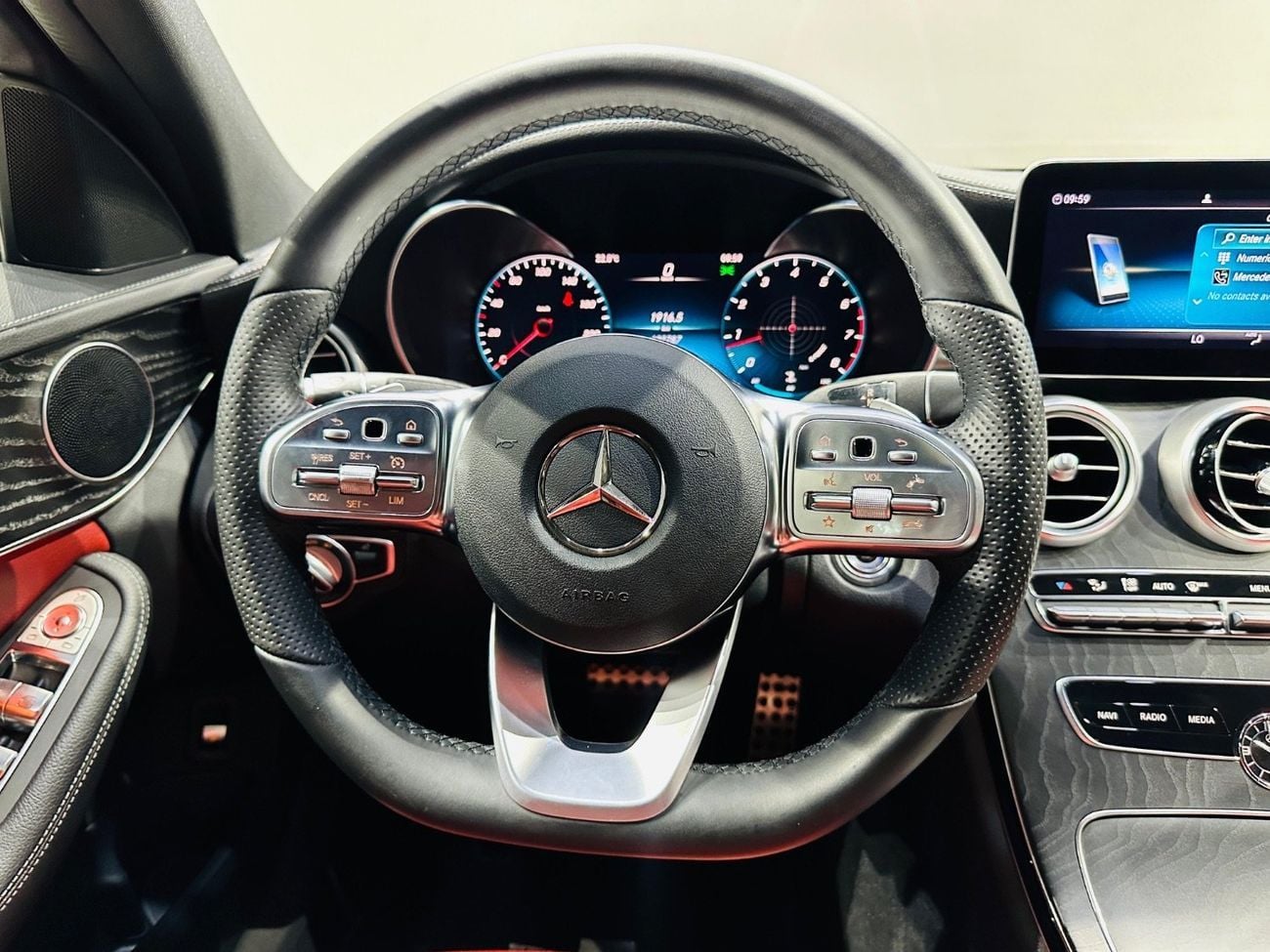 Mercedes Benz C200 AMG FULL OPTION