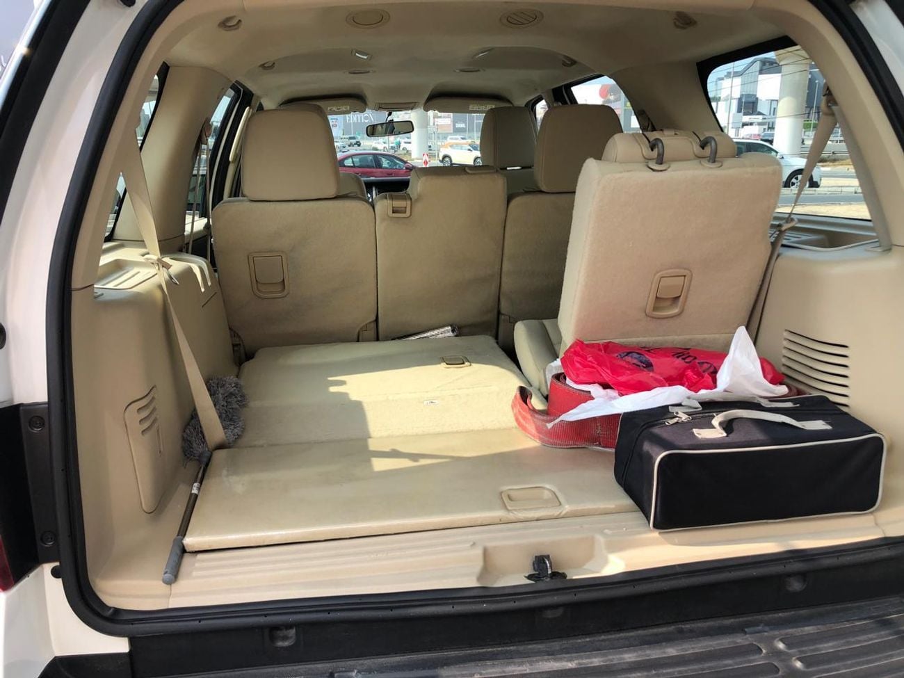 فورد إكسبيديشن XLT 3.5L PETROL AUTOMATIC TRANSMISSION
