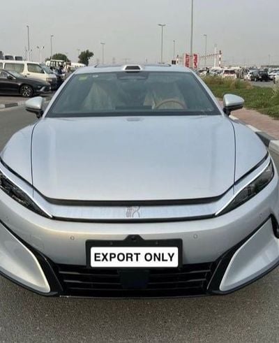 BYD HAN BYD HAN BYD Han L EV  701KM   Flagship