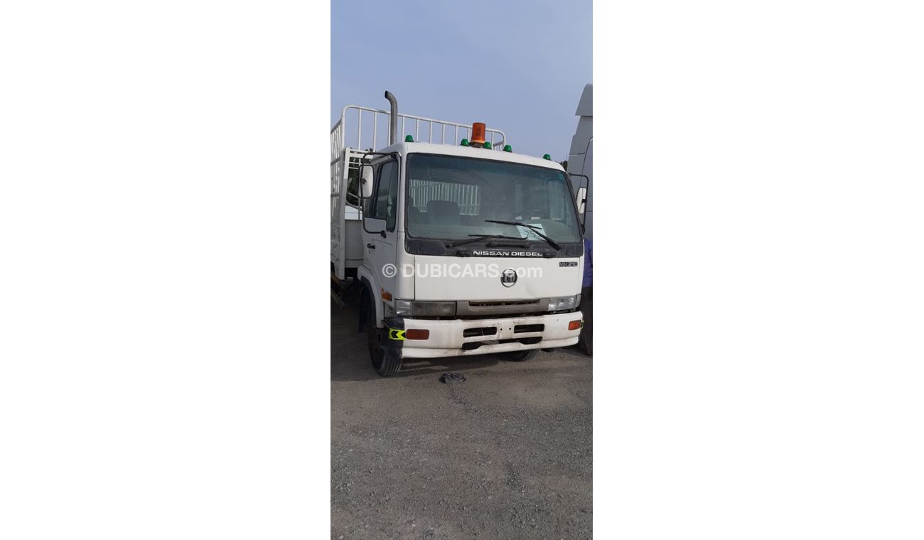 Nissan United Diesel Nissan UD 7 ton truck,Model:1998