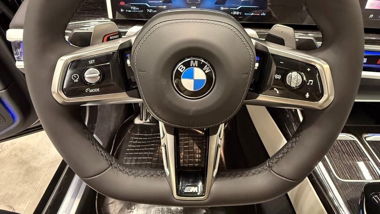 BMW 735 i | M Sport | Brand New | Dealer Warranty & Service Contract