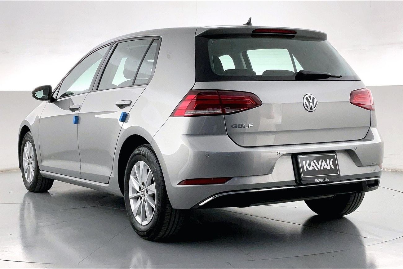 Volkswagen Golf SE| 1 year free warranty | Exclusive Eid offer