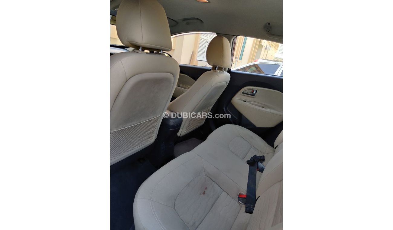 كيا ريو 2014 model GCC specs Full automatic