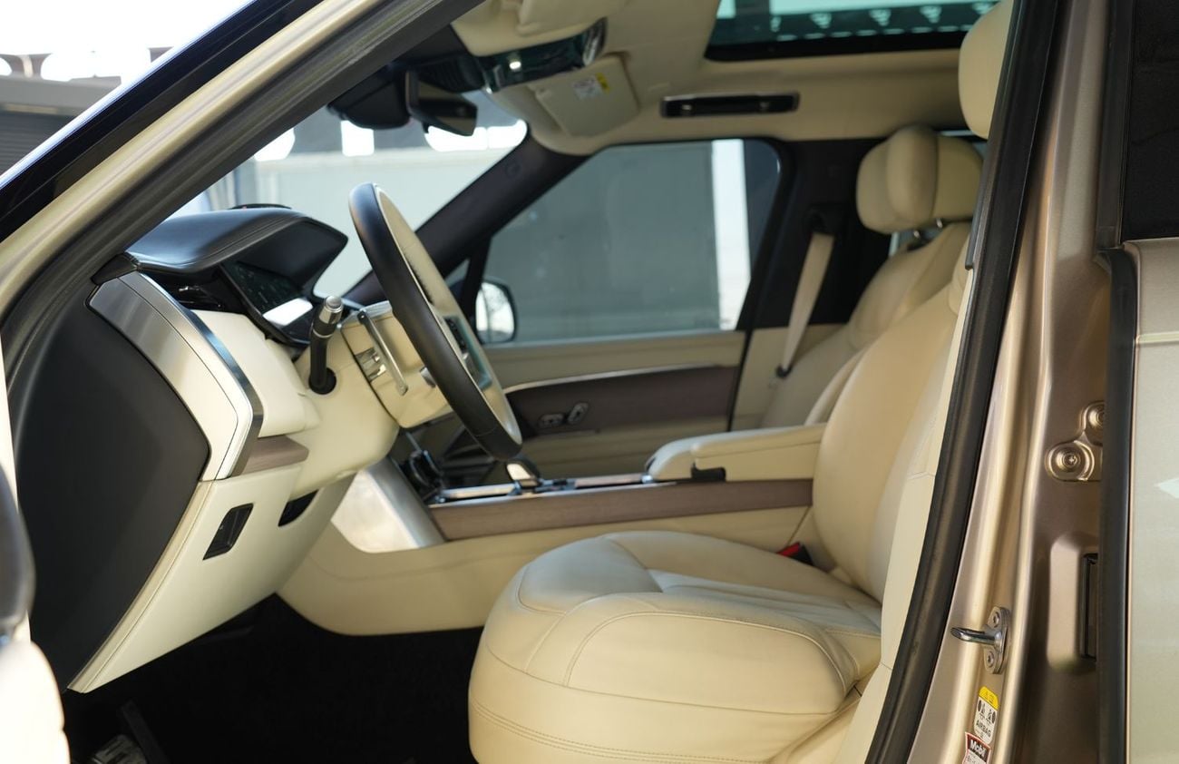Land Rover Range Rover FIRST EDITION P530 (Batumi Gold)