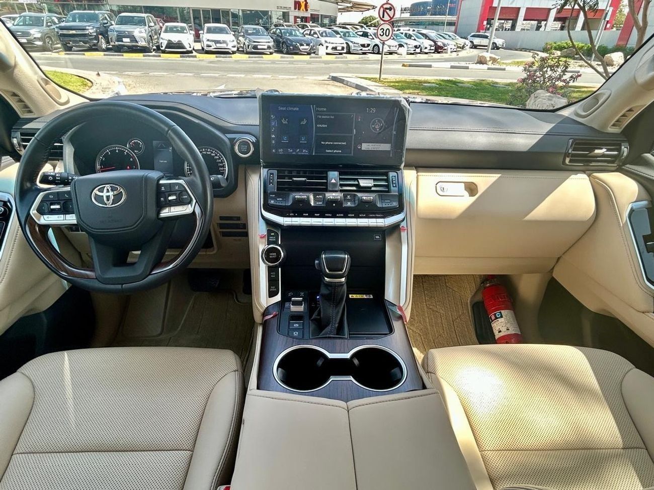 Toyota Land Cruiser GXR 3.5L TWIN TURBO 2023 GCC AL FUTTAIM WITH WARRANTY & SERVICE CONTRACT IN MINT CONDITION