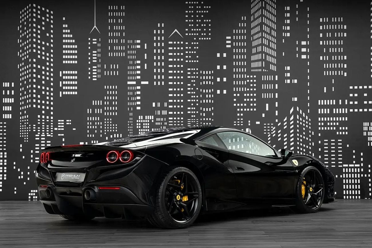 Ferrari F8 Tributo STANDARD