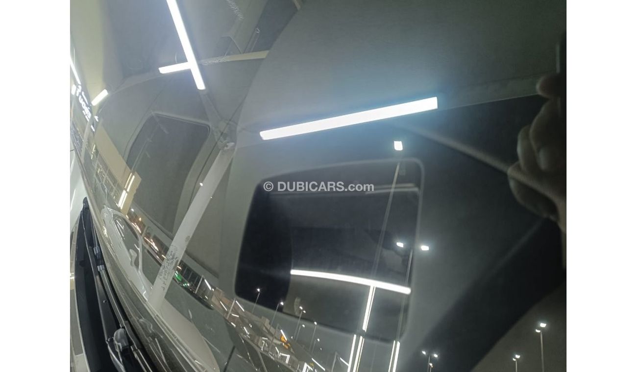 Rover City Rover The car is very good, in perfect condition, looks clean from the inside and outside without any acci