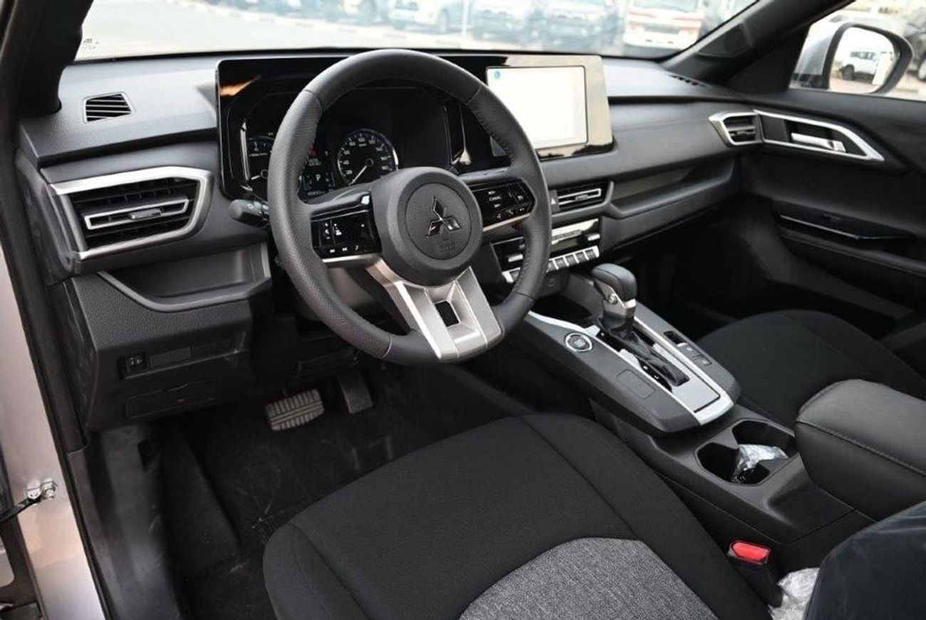 ميتسوبيشي Xforce 2025 MITSUBISHI XFORCE HL 1.5L PETROL 5-SEATER AT