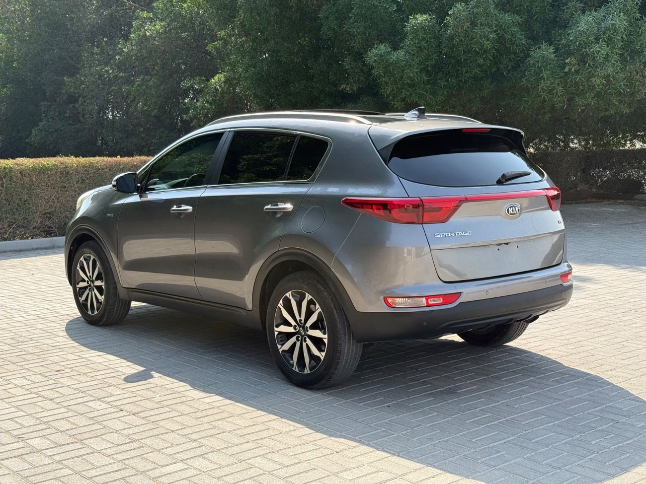 Kia Sportage LX Top 2.4L