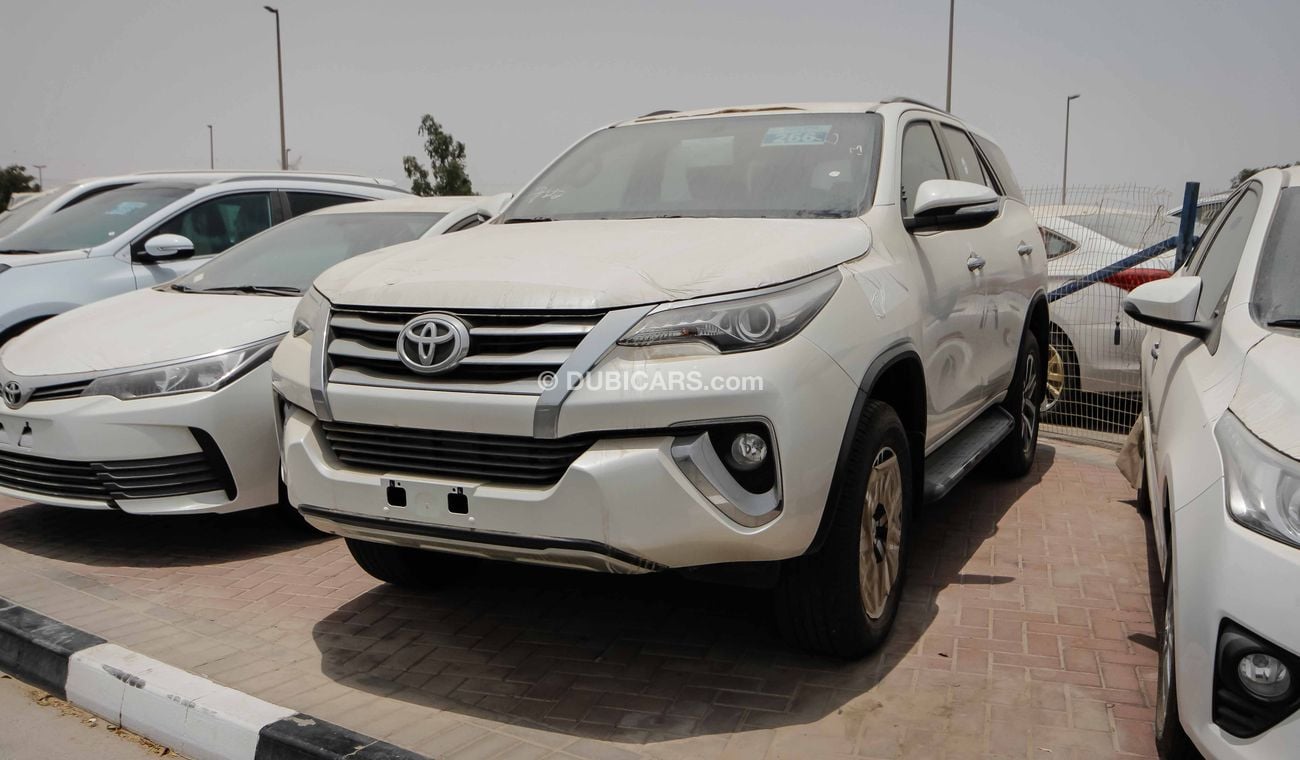 Toyota Fortuner VXR VXV6