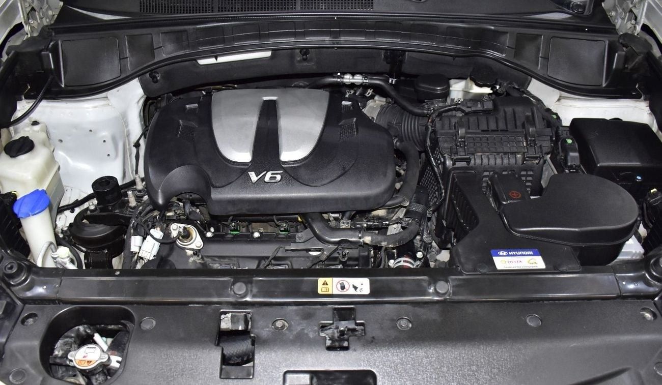 Hyundai Santa Fe EXCELLENT DEAL for our Hyundai SantaFe 4WD V6 ( 2016 Model ) in Silver Color GCC Specs