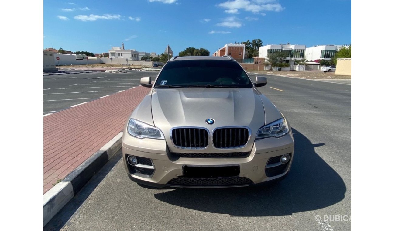 BMW X6 BMW X6 xDrive35i ( 2013 Model ) in Silver / Beige Color GCC Specs
