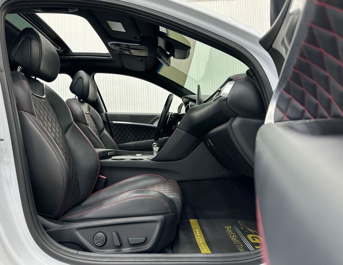 Genesis G70 Royal Sport 2019 Genesis G70, 1 Year Warranty, Full Agency Service History, GCC