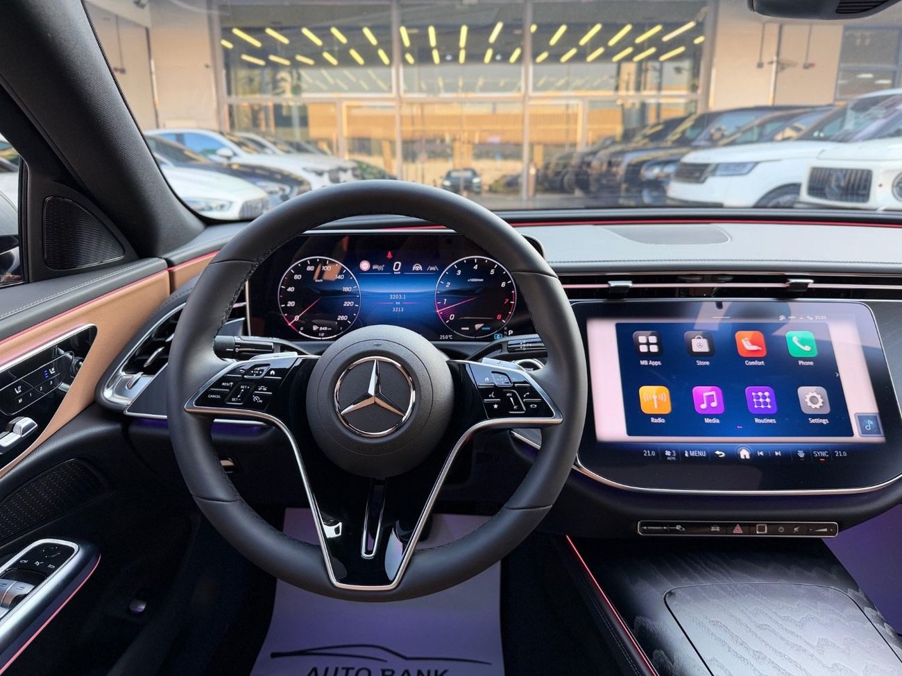 مرسيدس بنز E200