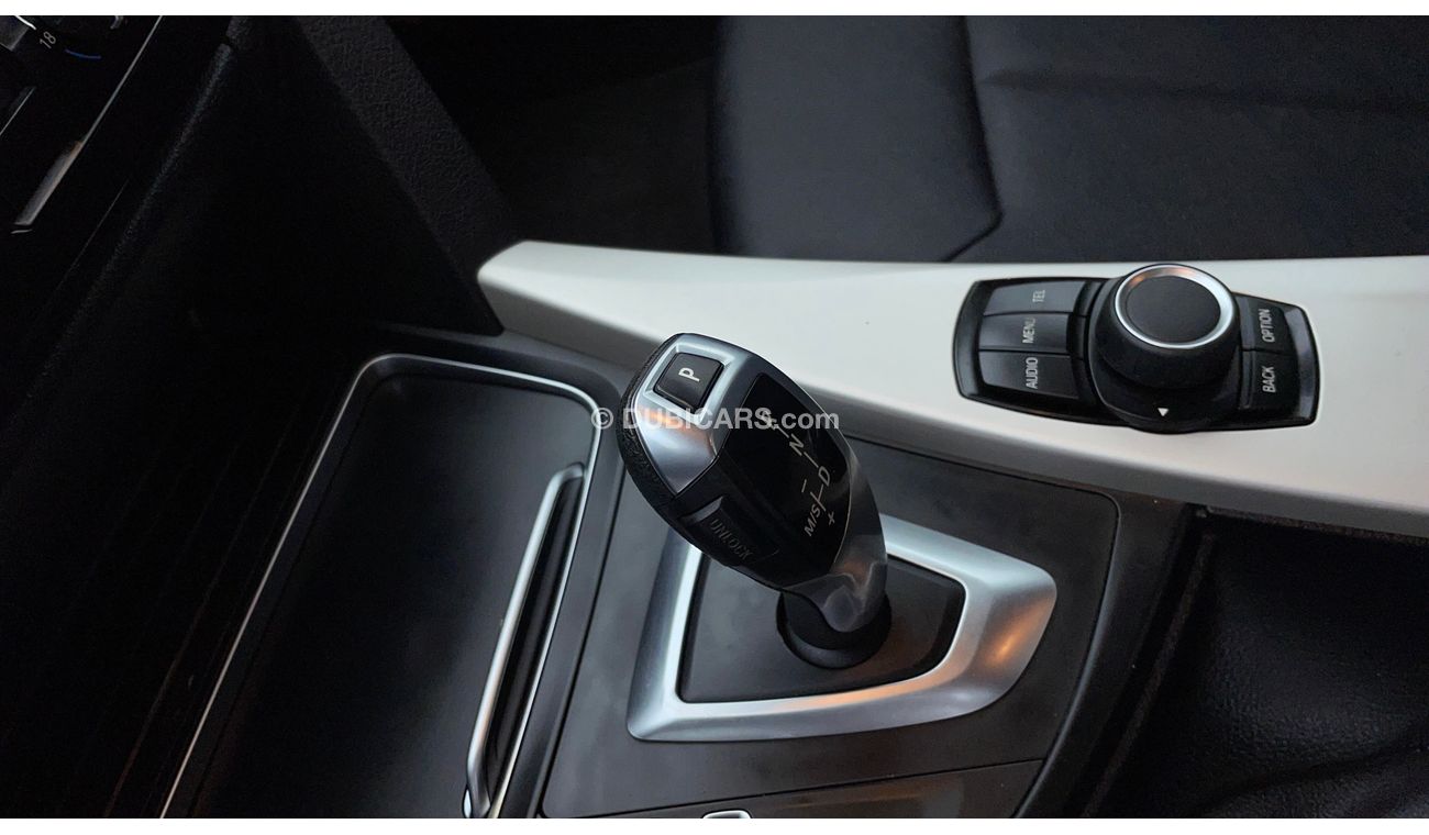 BMW 318i EXECUTIVE 1.5 | Zero Down Payment | Free Home Test Drive