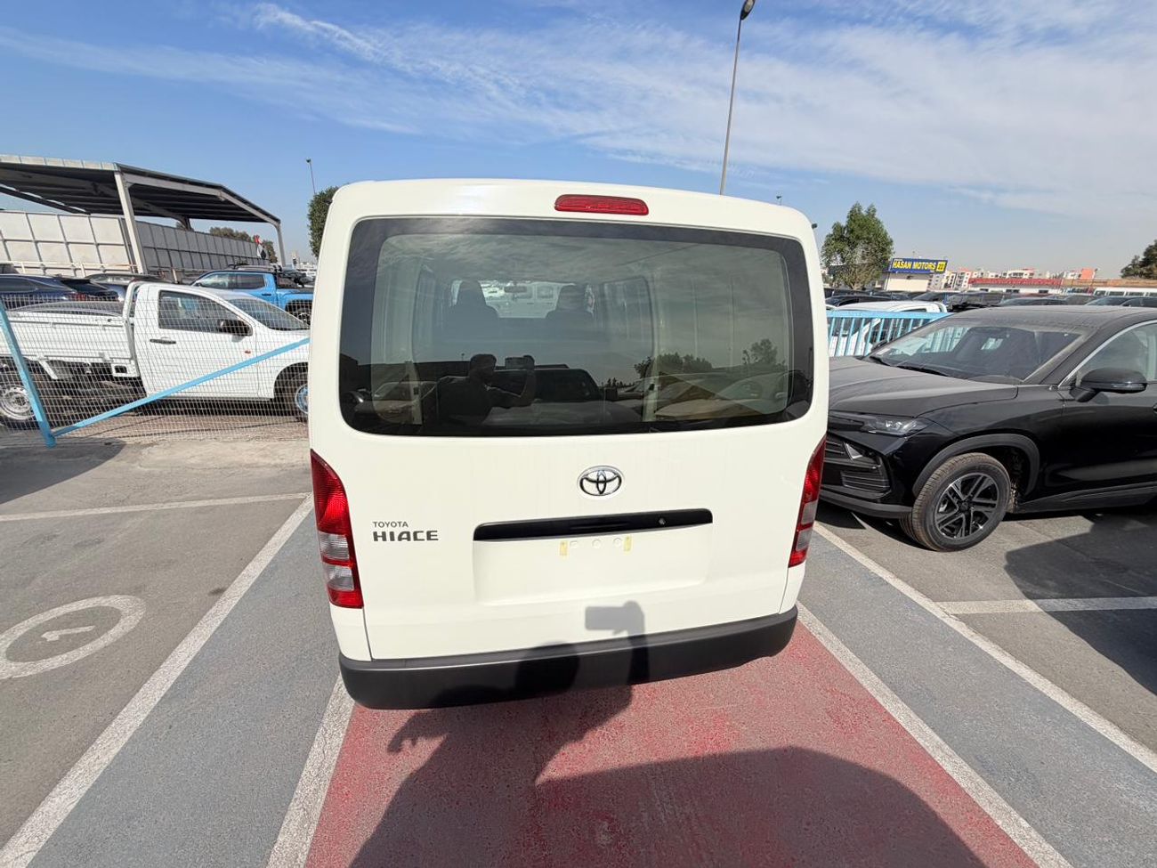 Toyota Hiace GL -Standard Roof  Panal Van 2.7L