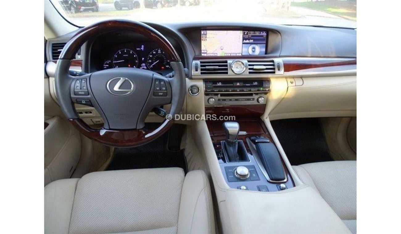 Lexus LS460 Short full option